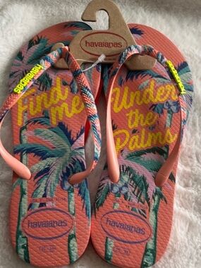 Havaianas Coral Flip Flops with Tropical Palm Print